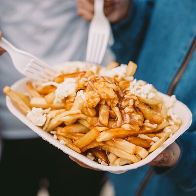 Ottawa Food Tour with ByWard Market Flavors & 6 Local Tastings