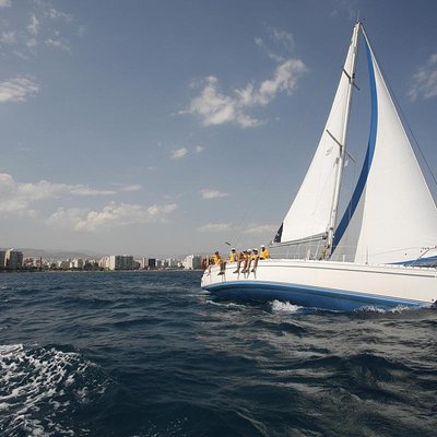 Private cruise with a sailing yacht Koursaros
