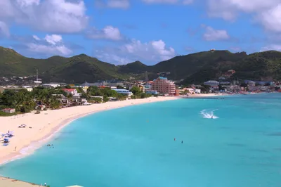 2-Hour TukTuk Rental with Experienced Guide and Driver in Curacao