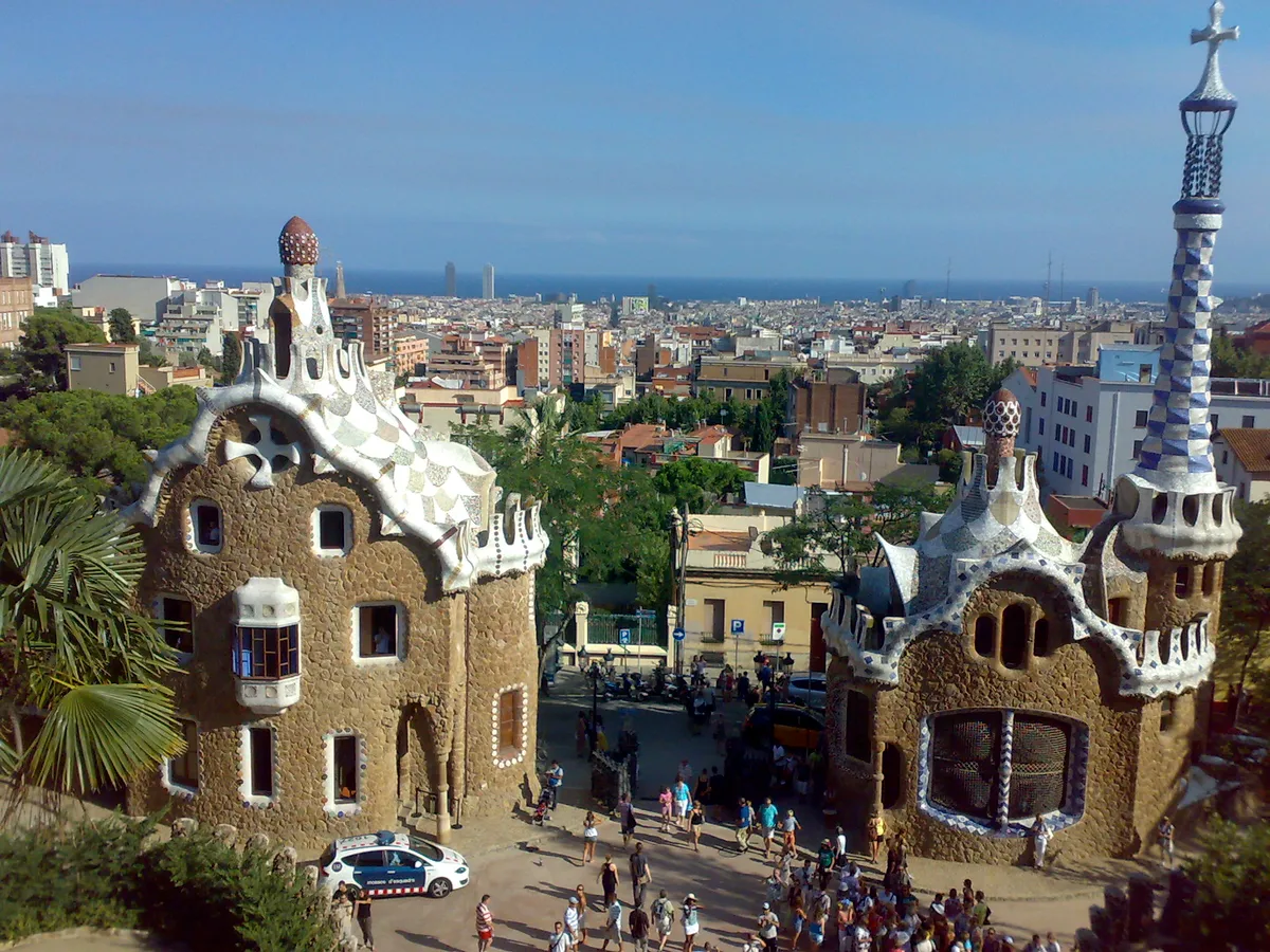 Park Güell Guided Tour with Fast-Track Tickets in Barcelona