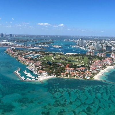 Romantic Miami Helicopter Tour with Champagne for Two