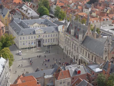 Bruges Private Food Tour With Locals: 10 Tastings and City Highlights