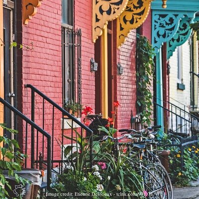 Plateau Mont Royal & The Mile End: Private 2.5-hour Walking Tour