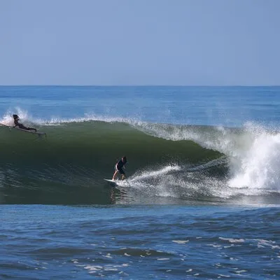 Playa El Tunco Surfing Experience