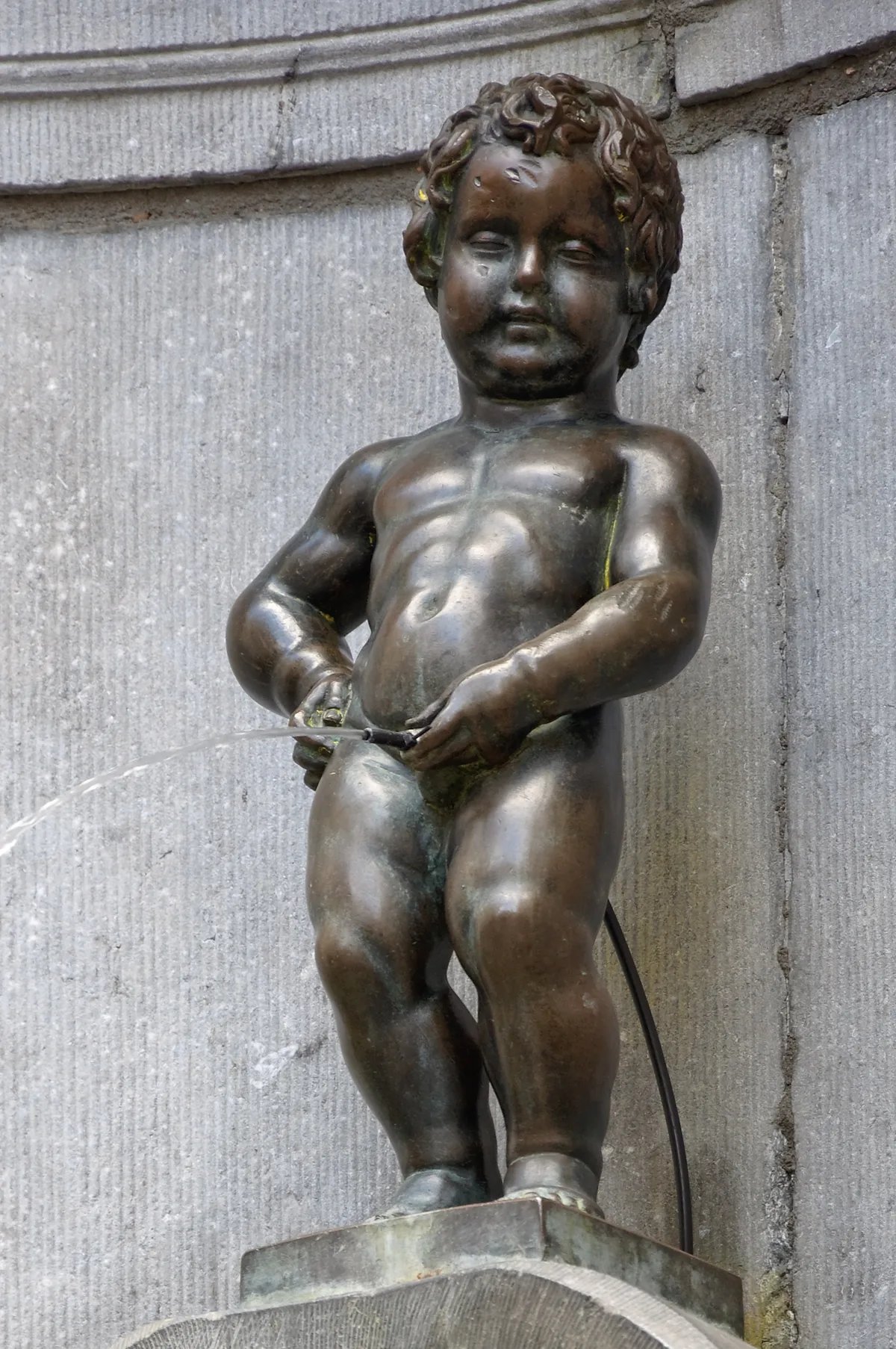 Tell Me About Brussels! First Day Must-Do with Local Storytellers