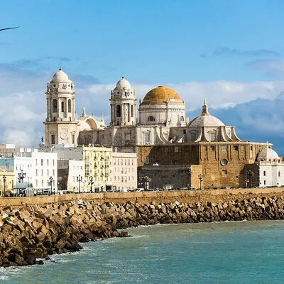 Discover the fascinating history of Cadiz Old Town on a Private Walking Tour