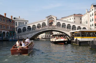 Venice Full-Day City Tour with St Mark's Basilica, Doge's Palace & Gondola Ride