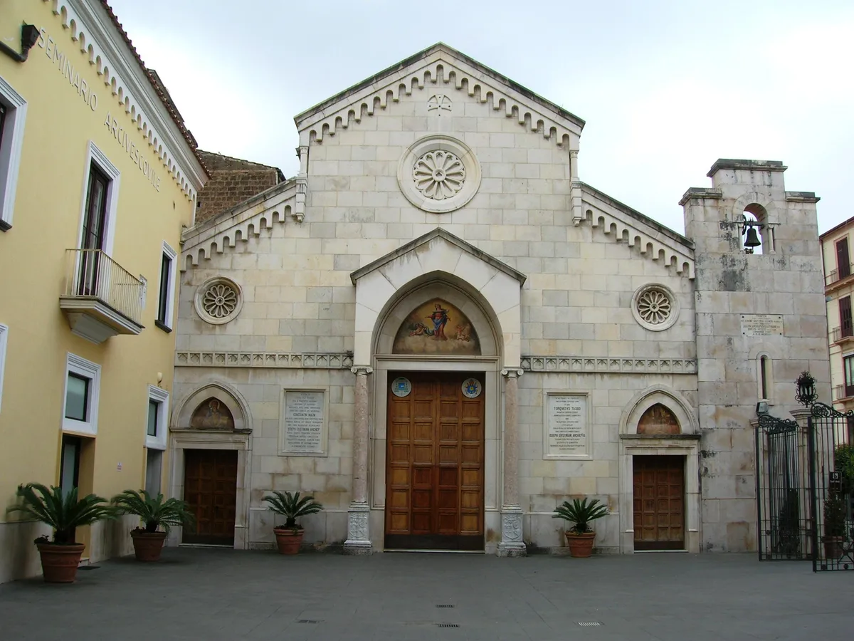 Sorrento Farm Tuk Tuk Tour with Cheese, Limoncello and Hands-On Pizza-Making Class