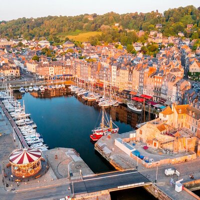 Discover the charm of Honfleur