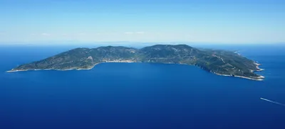 Private Blue Cave, Mamma Mia Locations and Hvar 5 Islands Speedboat Tour from Trogir