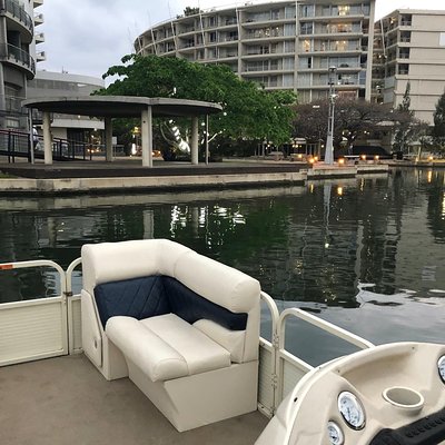 Luxury Canal Boat Cruise - Fun Things Durban Ushaka