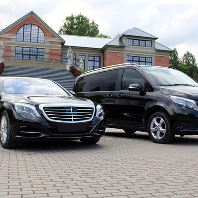 Private taxi transfer from Rotterdam to Amsterdam Schiphol Airport