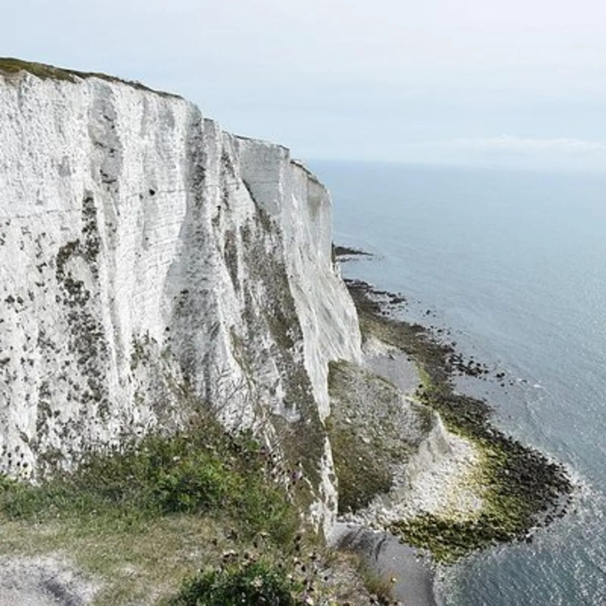 White Cliffs of Dover & Historic Canterbury Day Tour from London