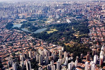 São Paulo 4-Hour Private Sum-Up Tour Including Its Major Attractions Ibirapuera Park Sé Cathedral Batman Alley