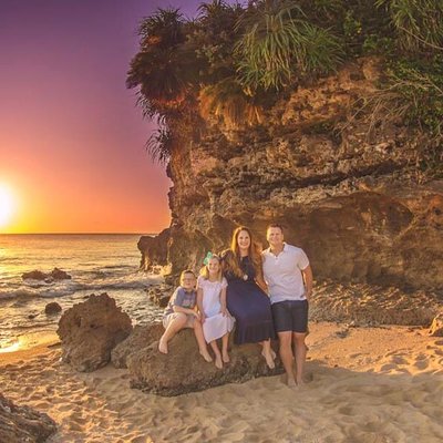 Private Photo Session with a Local Photographer in Okinawa