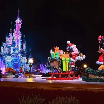 From CDG Airport to Disney or From Disney to CDG Airport (one way)
