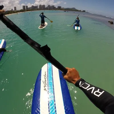 Surf Honolulu: Ala Moana Stand-up Paddleboard Lesson