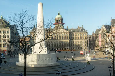 Amsterdam Small Group Guided Walking Tour with Friendly Guide Including Dam Square and Jordaan