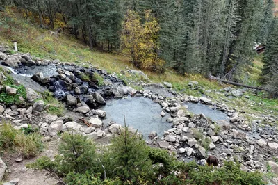 Small-Group Zipline Tour with 10 Lines in Hot Springs