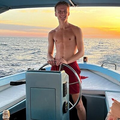 Cinque Terre Sunset Group Boat Tour