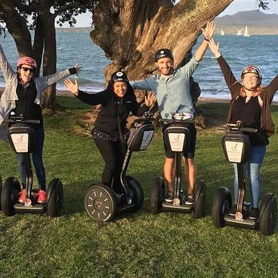 An Hour long Taste of the Segway Sensation and Sightseeing fun