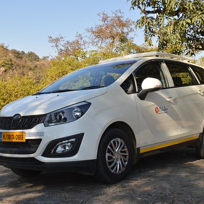 Private A/c Transfer Mount Abu To Abu Road (6 Seat A/c Suv)