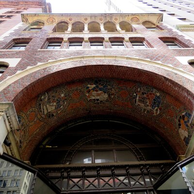 Philadelphia Architecture: Discover Every American Style on a GPS Audio Tour