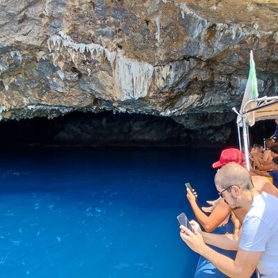 Tropea: Tour of Capo Vaticano with Snorkelling and Aperitif