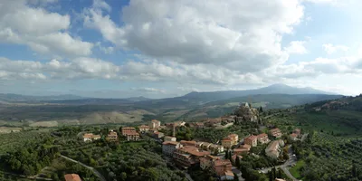 Full-Day Food and Wine Tour of Val d'Orcia and Gladiator's Fields