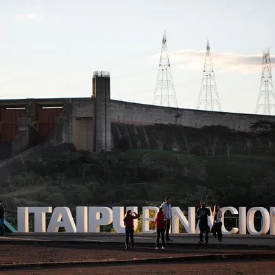 Visit to Itaipu: Panoramic Tour