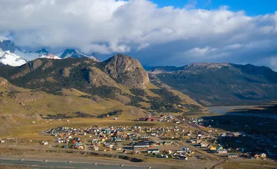 El Chalten Full-Day Tour from El Calafate with Guided Walks and Lunch