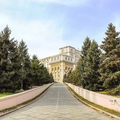 Discover Bucharest’s most Photogenic Spots with a Local