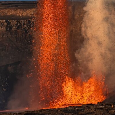 Guided 3-Hour Hike in Volcanoes National Park