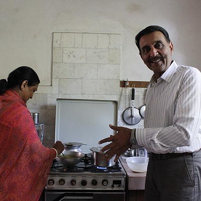Hands-On Rajasthani Cooking Class in Raj & Gita's Udaipur Home