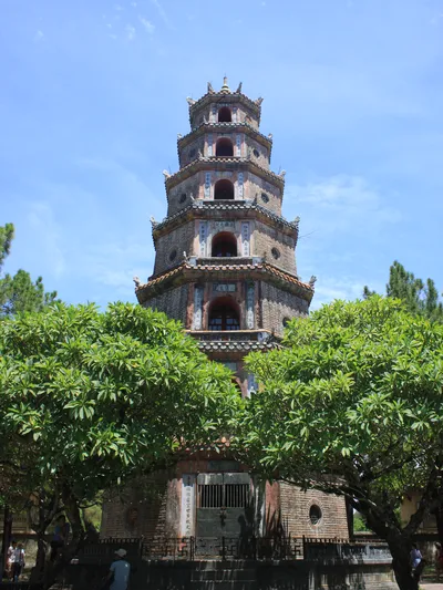 Hue City Deluxe Group Tour Daily (12 pax max)