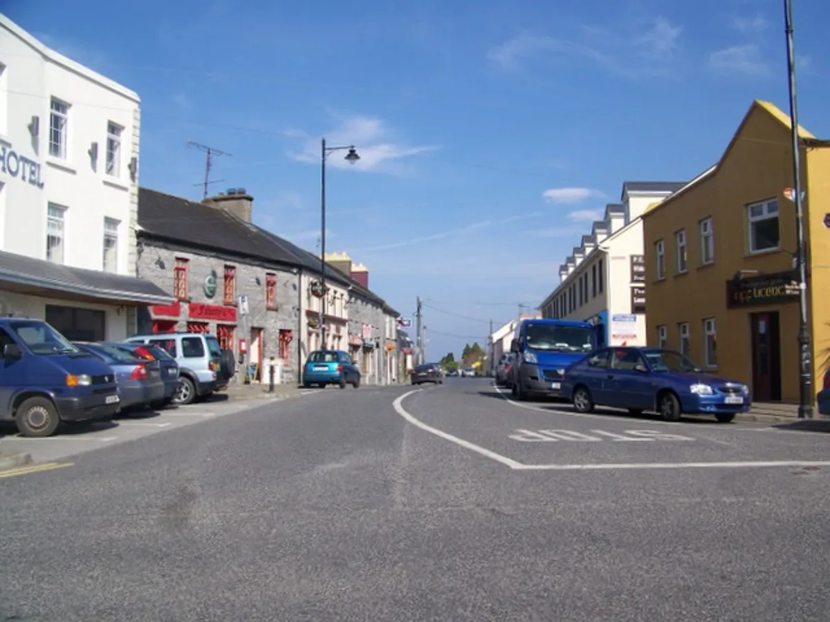 Connemara Day Trip Including Leenane Village and Kylemore Abbey from Galway