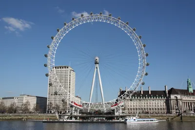 High-Speed Thames River Speedboat Ride in London