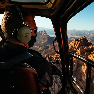 35 Mile - Zion National Park Panoramic Helicopter Flight