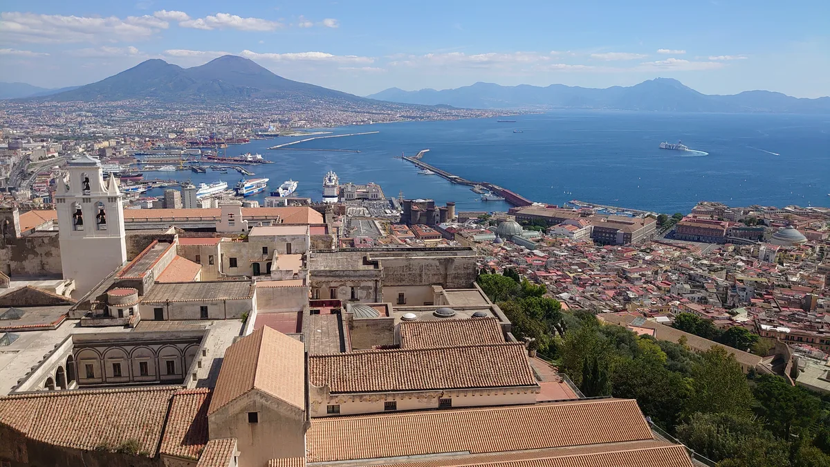Naples Pizza & Drinks Tour: A Slice of Naples with Eating Europe