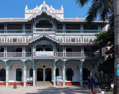 Stone Town, Prison Island and Spice Farm Full-Day Private Tour from Zanzibar City