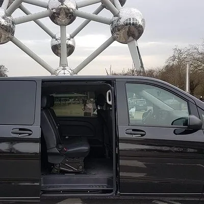 Taxi Minivan 8 Seats DE Charleroi Airport To Bruges