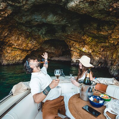 Polignano a Mare: Private Boat Tour with Champagne - 2 hours