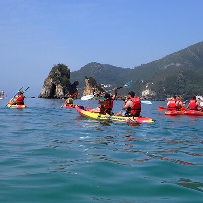 Canoeing Portinho Arrábida