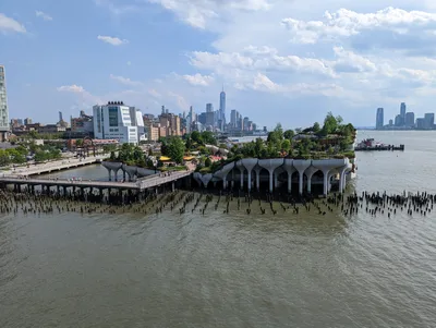 Manhattan Adventure Sightseeing Boat Tour from Chelsea Piers