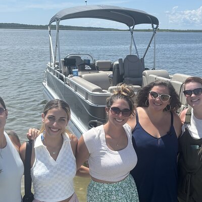 Private Folly Beach Dolphin Watching and Shelling tour