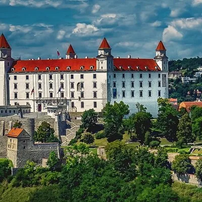 Private Direct Transfer From Vienna Airport to Bratislava