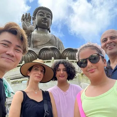 Kiyo Hong Kong Private Tours