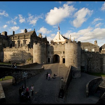 Stirling Castle and the Secrets of the Old Town Private Tour
