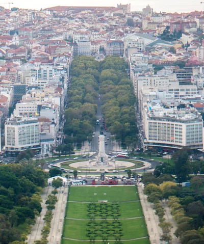 Lisbon 90-Minute Amphibious Sightseeing Tour by Land and Water