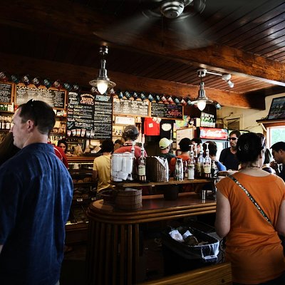 Explore and Taste The Junction, Toronto’s Hippest Neighbourhood (3 Hours)